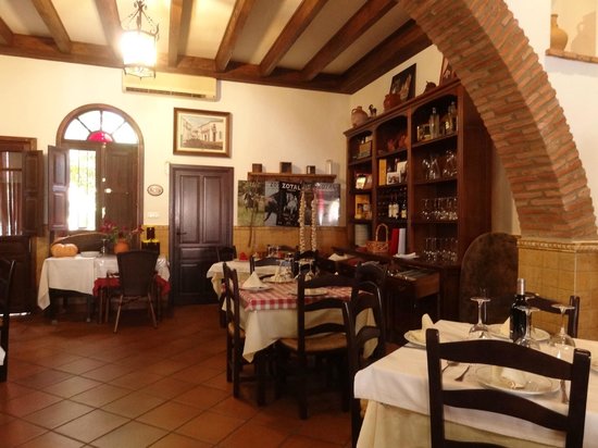 bodega Restaurante La Colmena