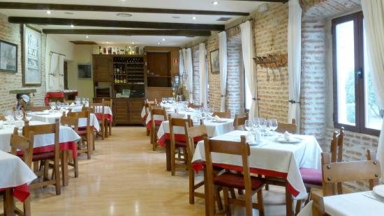 bodega Taberna Restaurante las Murallas